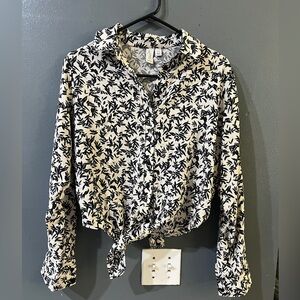 Joie Cream Black Leaf Print Button Front Tie Shirt.